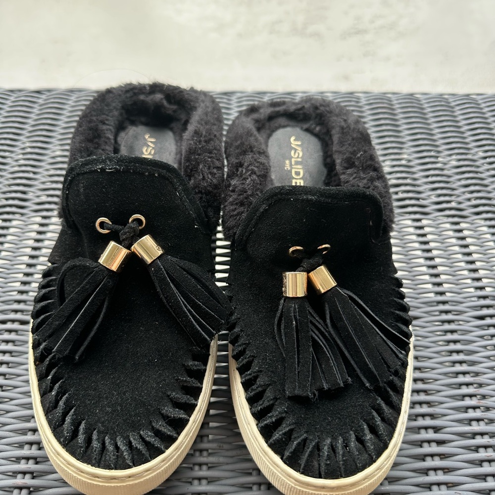 J/SLIDES Black Moccasins with Tassel Accents